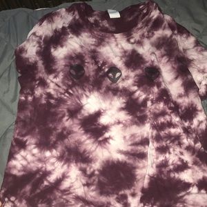 purple tyrant dye shirt with aliens